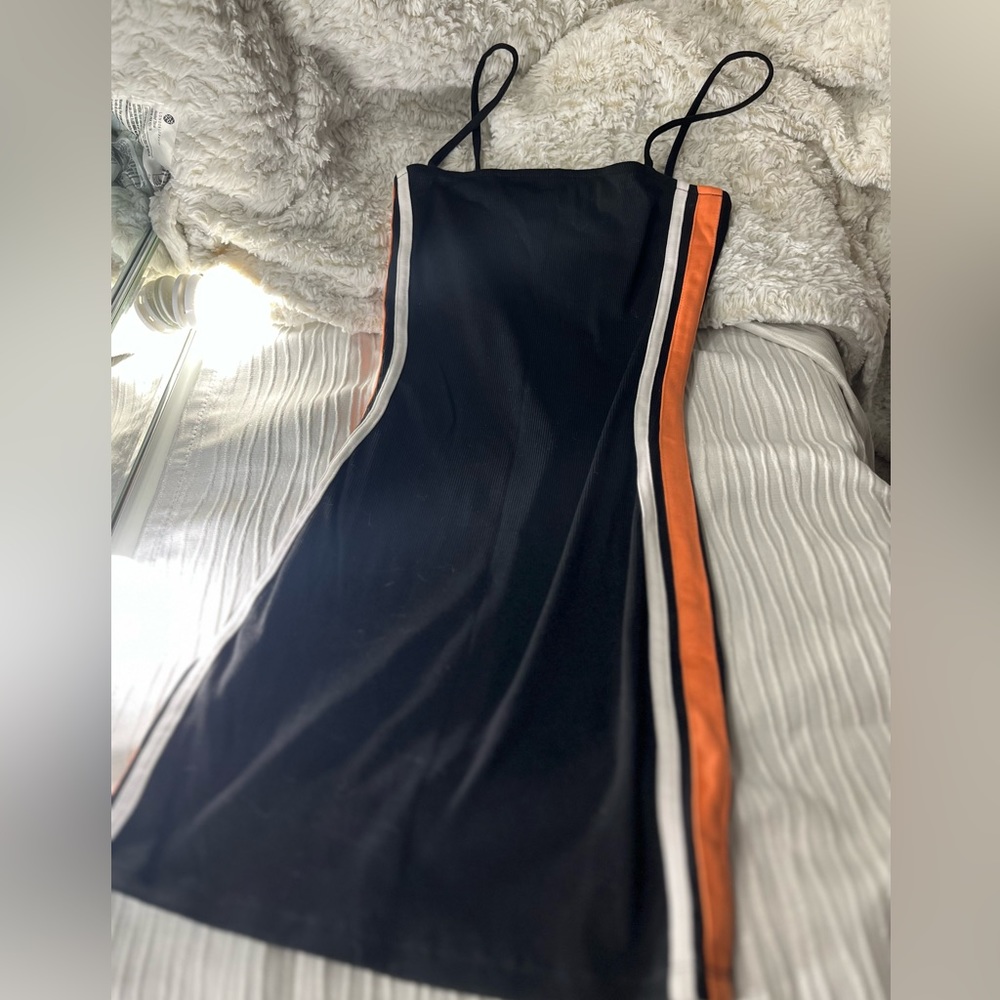 H&M DIVIDED XS Black Dress